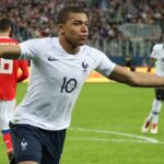 Kylian Mbappe joins real madrid with massive signing bonus