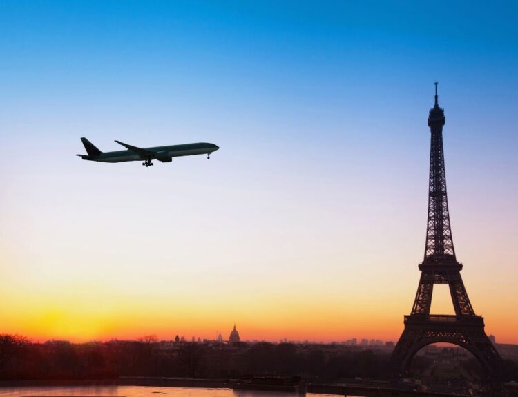 Travel to Paris on a budget