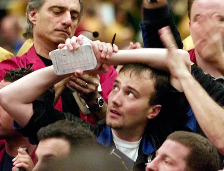 A top 2% investor warns we're nearing the end of a 'major financial euphoria episode' reminiscent of the dot-com bubble