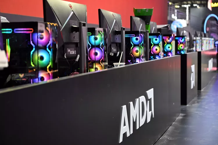 What Analysts Think of AMD Stock Ahead of Earnings