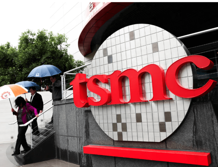 Trump, Chip Maker TSMC Expected to Announce $100 Billion Investment in U.S.