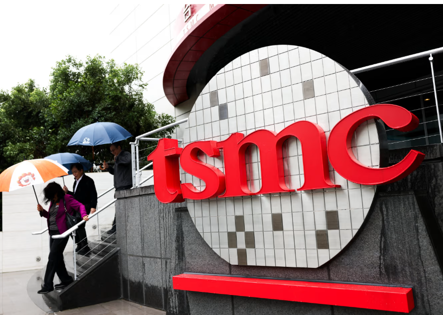 Trump, Chip Maker TSMC Expected to Announce $100 Billion Investment in U.S.