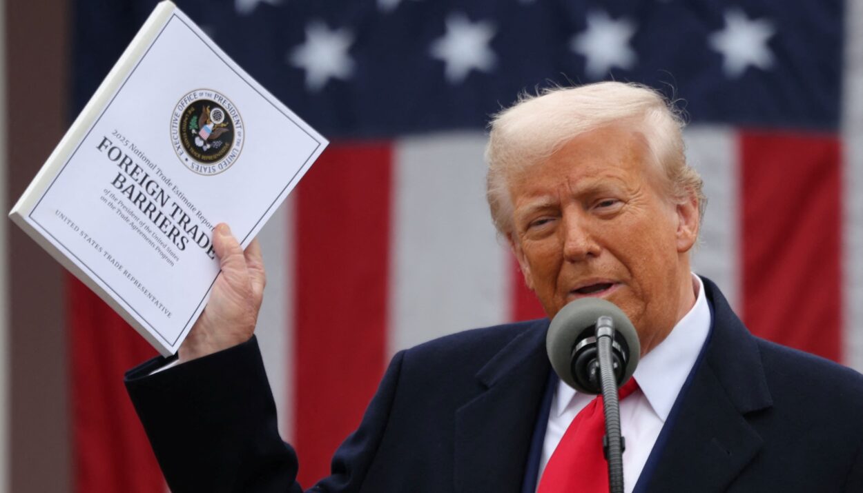 Appeals court pauses ruling that blocked Trump’s tariffs