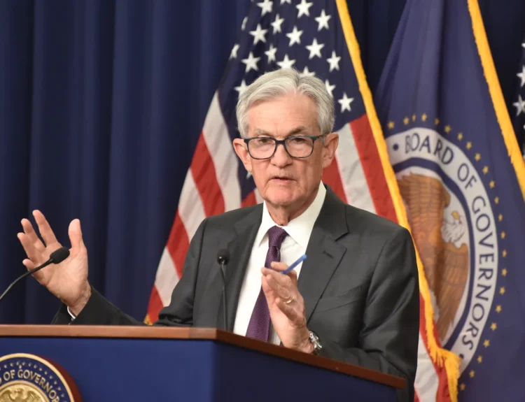 Fed Holds Rates Steady, Warns Tariff Shock Raises Risks to US Economy