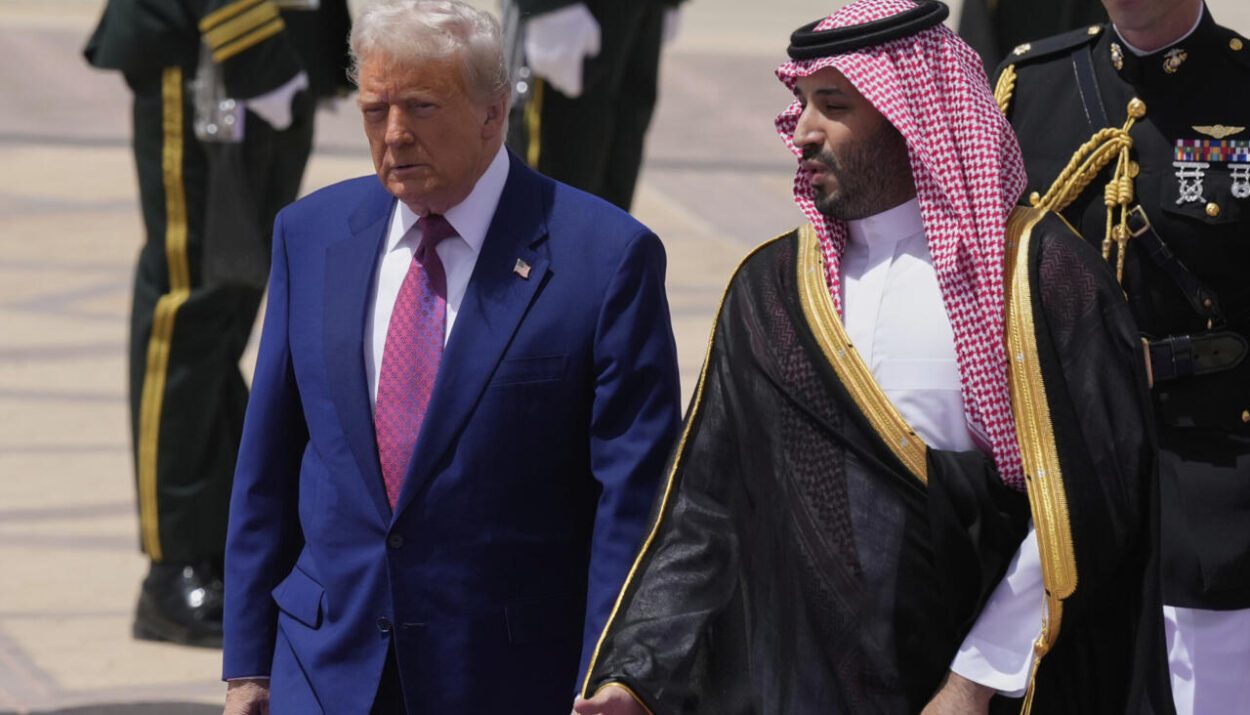 Trump & US Executives Lock In Over $1 Trillion in Middle East Deals