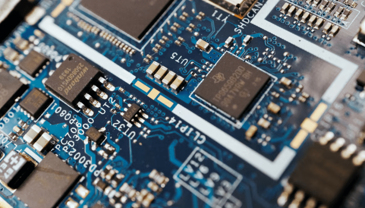 Trump administration to rescind and replace Biden-era global AI chip export curbs