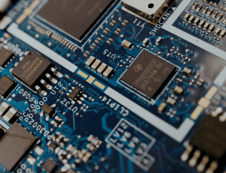 Trump orders US chip designers to stop selling to China