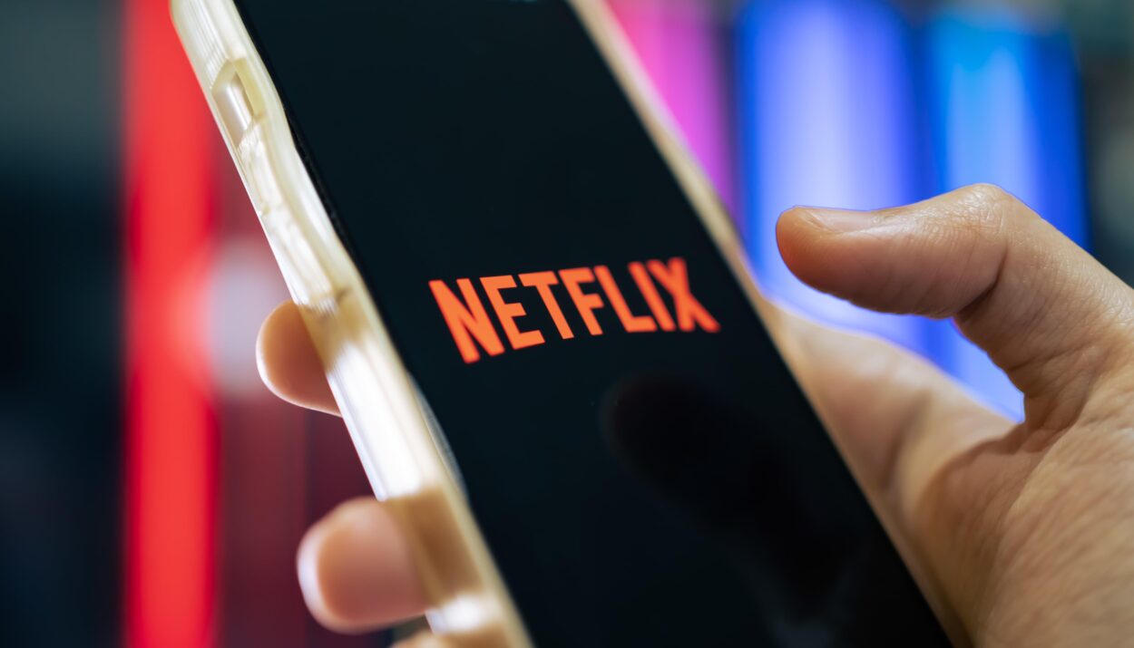 Netflix Tops Q2 Estimates but Shares Slip After Hours: Here is Why
