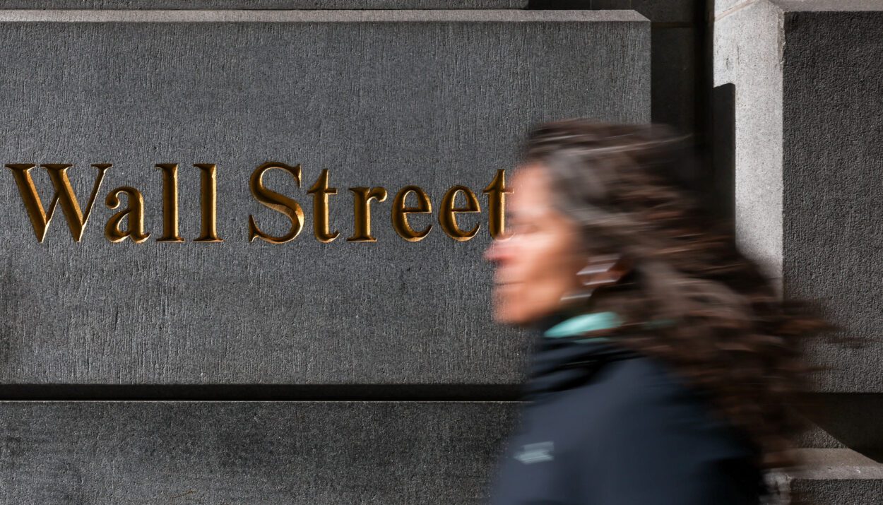 Wall Street Remains Resilient Amid New Tariff Threats