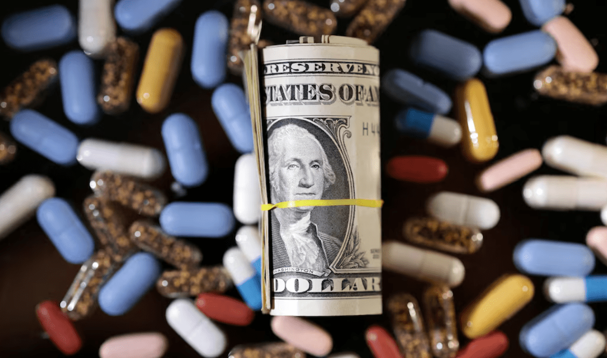 Trump Takes Aim at Big Pharma: Price Demands, 15% Tariffs, and Industry Turmoil