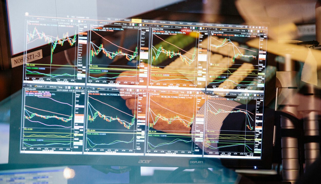 Why Stock Market Keeps Climbing Despite Tariffs and Tensions