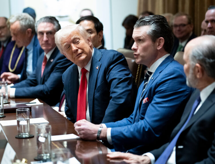 Zelensky–Trump Meetings: How 2025 Shaped Energy & Defense Stocks