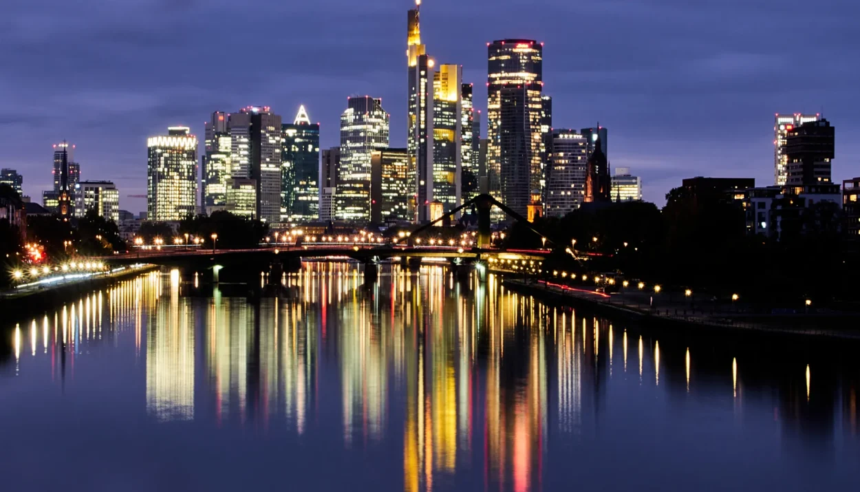 Eurozone private sector logs strongest growth in over two years - Finblog Eurozone private sector logs strongest growth in over two years