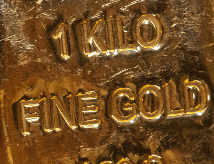 Gold Suffers Sharpest Drop Since 2020 as Rally Falters