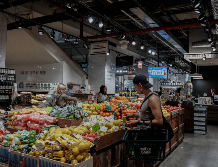 US Inflation Cools, but Shutdown Threatens Next Report