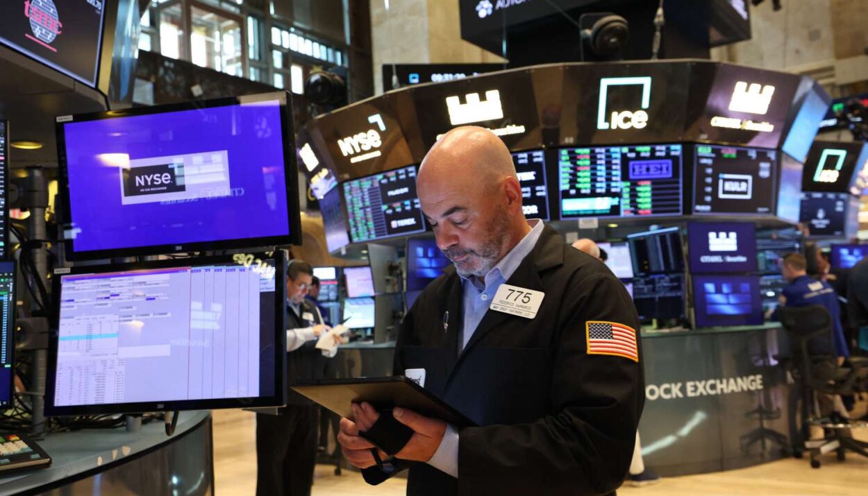 Wall Street Rebounds Sharply as Trump Softens China Rhetoric