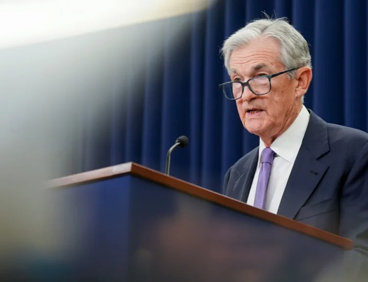 Fed’s December Rate Cut Now in Doubt After Mixed Jobs Data