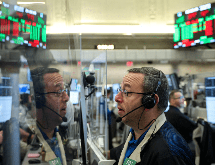 Hedge Funds Beat the Market—But October Tested Their Edge