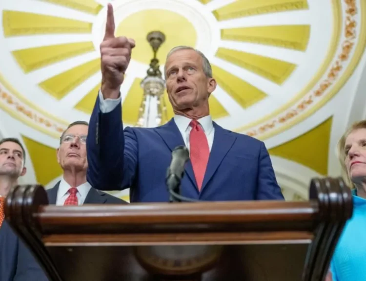 US Senate passes deal aimed at ending government shutdown