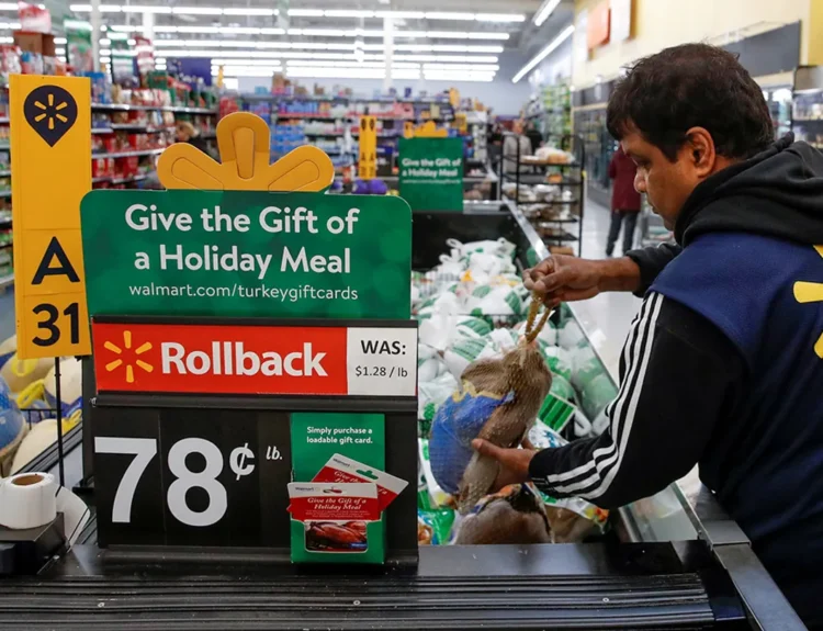 Walmart’s Strong Quarter Shows Americans Are Still Spending