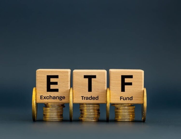 ETF Boom Hits $1 Trillion at Record Speed as Bonds and Gold Lead the Charge