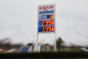 Economists Urge Caution After November CPI Shows Softer Inflation