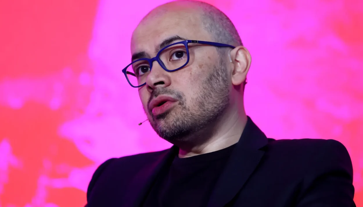 Google DeepMind CEO Warns AI Startup Bubble Is Forming