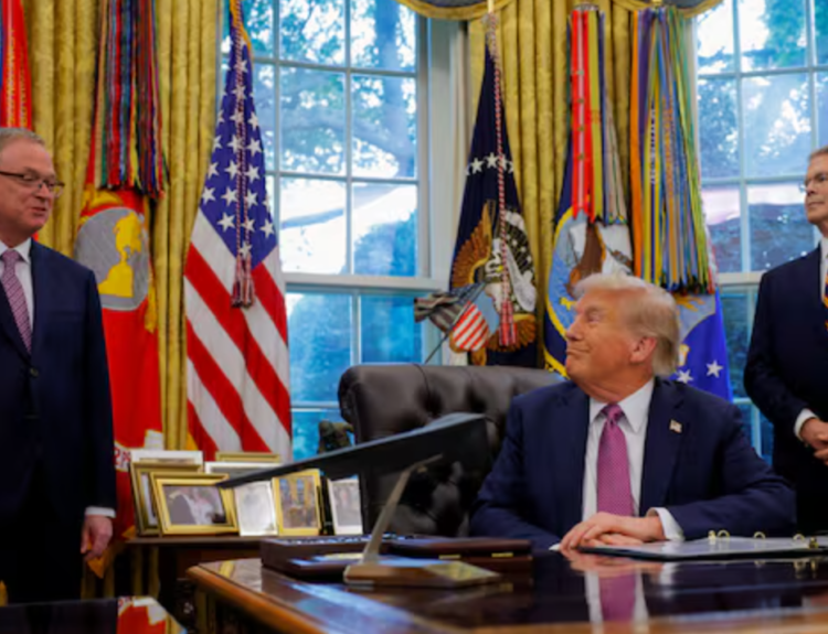 Trump Eyes Kevin Hassett for Fed Chair, Decision Coming Early 2026