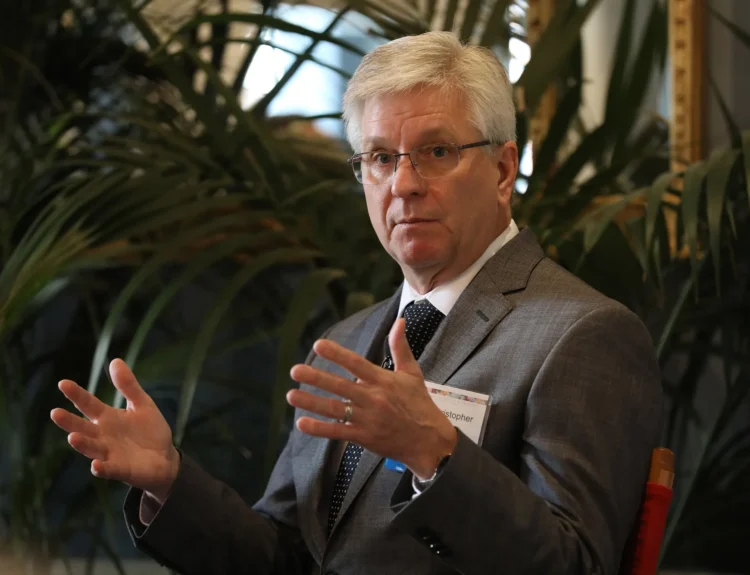 Trump Set to Interview Fed’s Christopher Waller for Chair