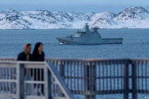 Greenland: Trump signals tariffs on nations that oppose goal