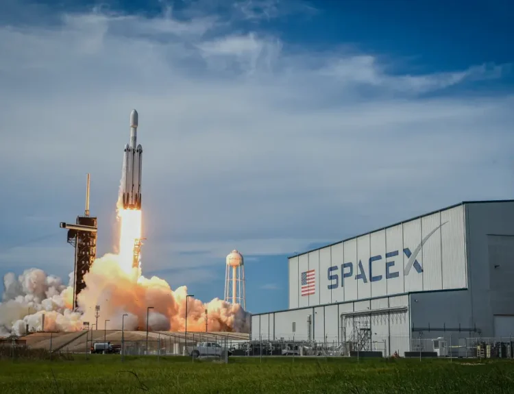SpaceX in Merger Talks With xAI Ahead of Potential IPO
