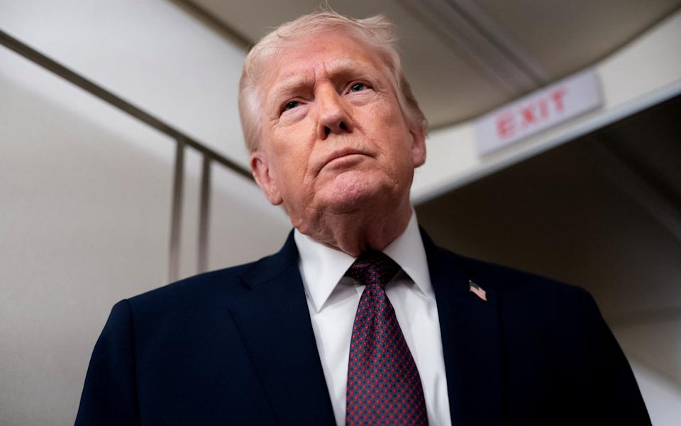 Wall Street Warns Trump’s Credit Card Cap Could Trigger Financial Crisis