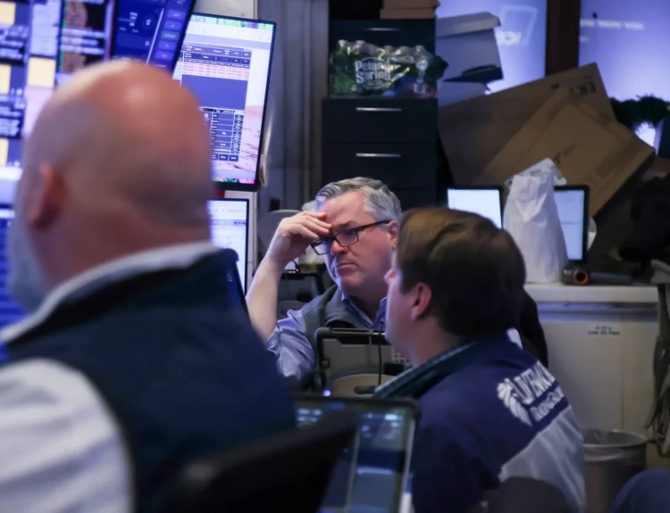 Goldman Traders Warn Stock Selling Isn’t Over in Choppy Market