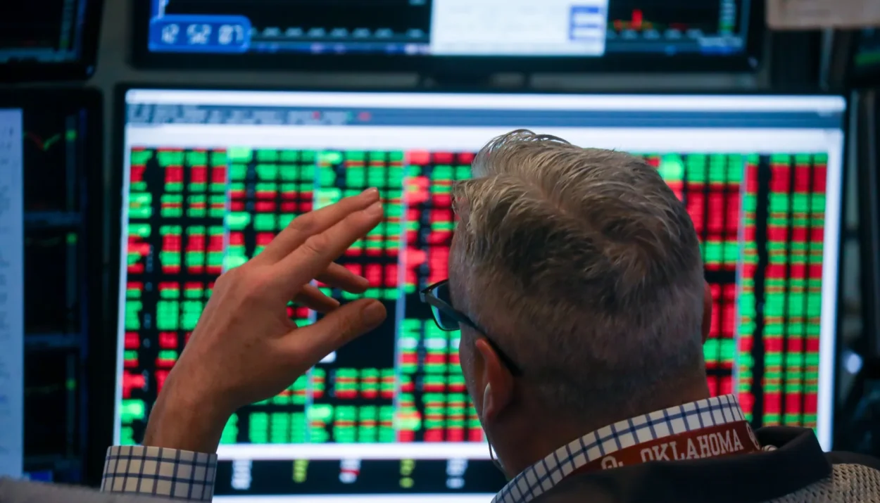 Listless US stock market masks record volatility beneath surface