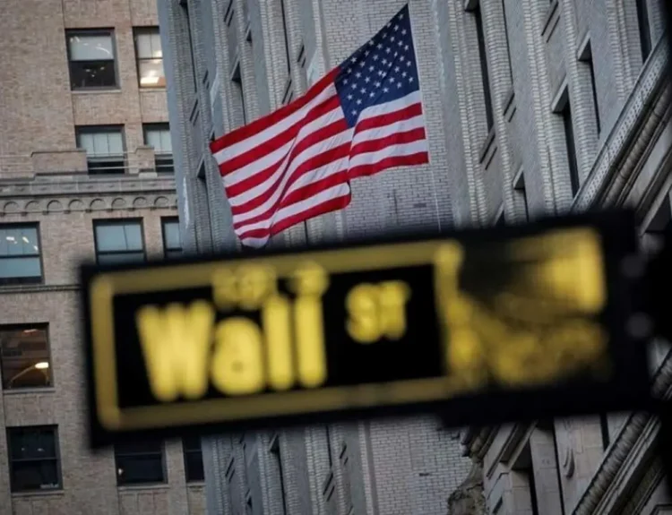 Walmart earnings, spending data, and more AI disruptions: What to watch this week