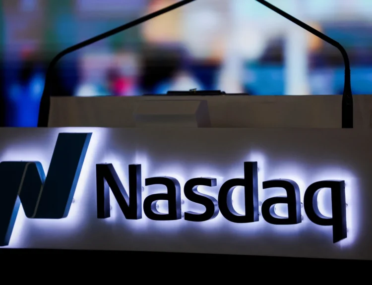 Nasdaq Falls Into Correction as War and Tech Drag Markets