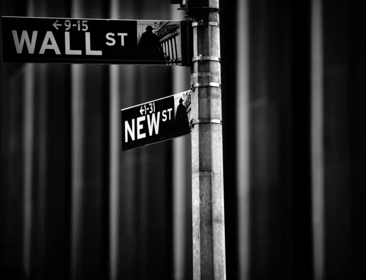 SEC May Scrap Quarterly Earnings Reports