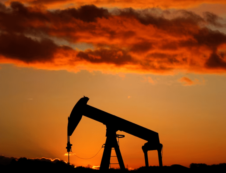 Tech Leads Wall Street Higher as Oil Pullback Eases Market Fears