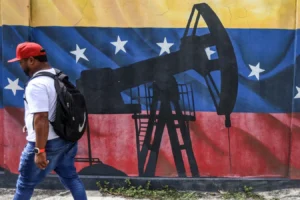 US Plans to Ease Venezuela Sanctions to Boost Oil Supply