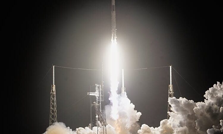 SpaceX files confidentially for IPO, targeting June listing