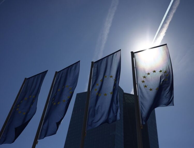 EU in Talks to Join US-Led Alliance to Secure Tech Supply Chains