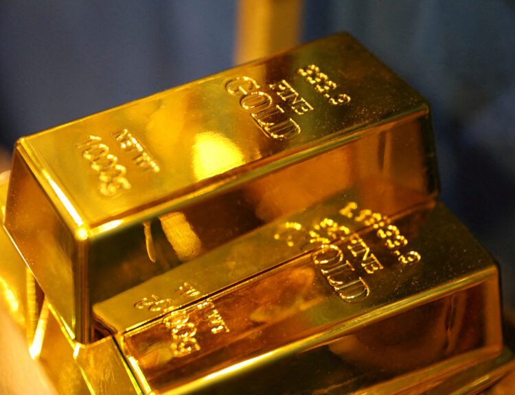 Gold Heads for Third Weekly Loss as Fed Outlook Weighs on Prices
