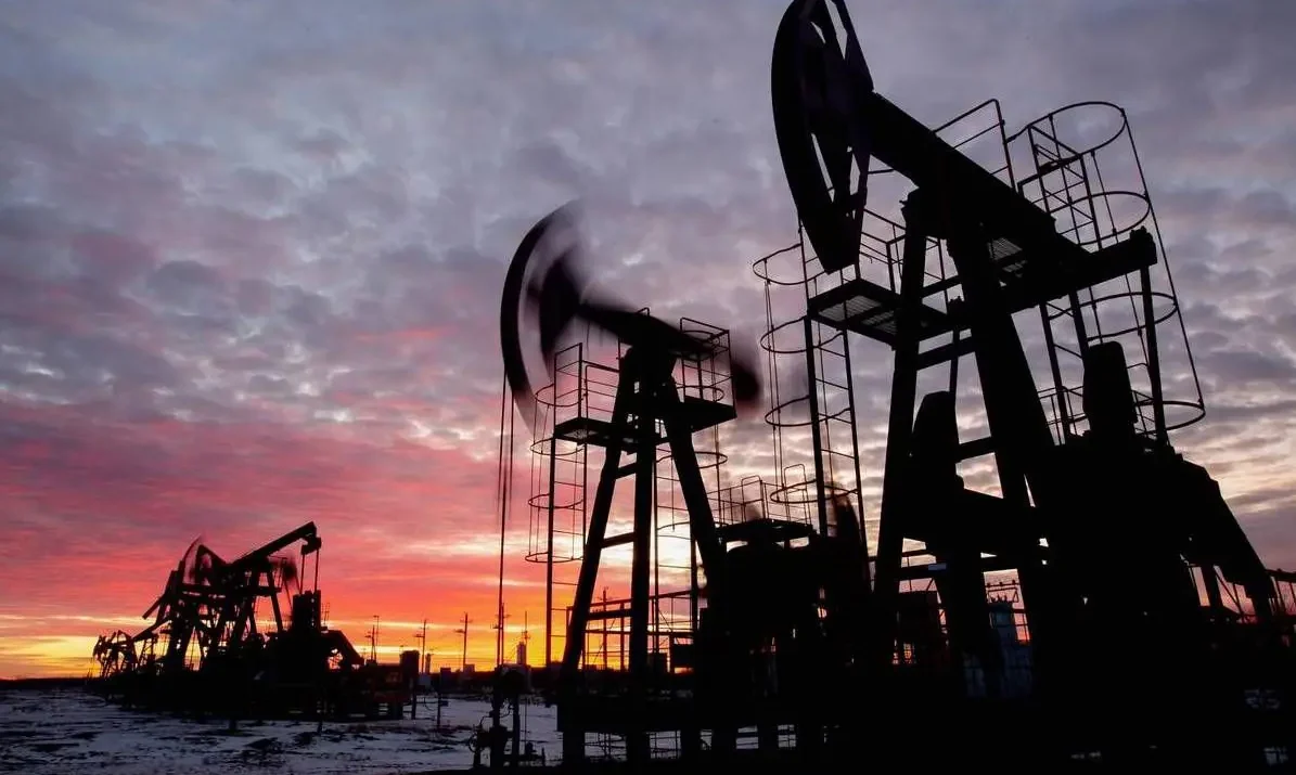 Oil Falls to Three-Month Low After US-Iran Peace Deal