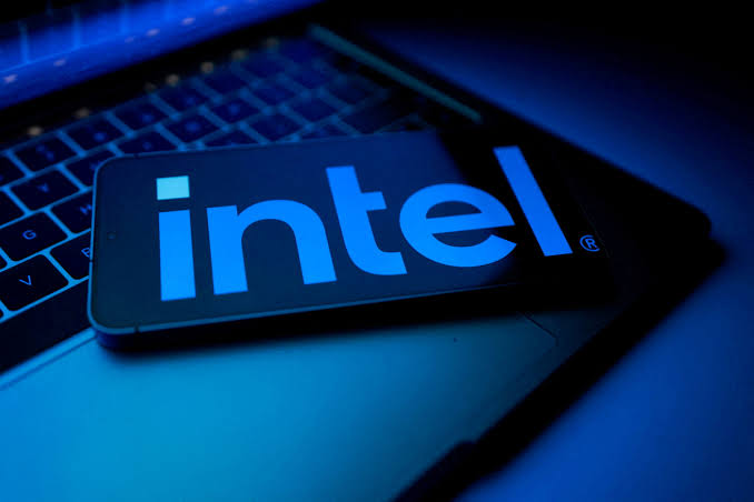 Intel Posts Strongest Revenue Growth in 15 Years as AI Demand Lifts Outlook