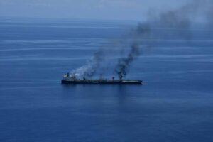 Iran’s Houthis Enter US-Iran Conflict, Threaten Red Sea Shipping