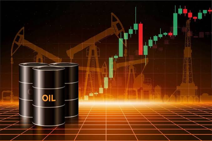 Oil Tops $100 as Middle East Conflict Escalates