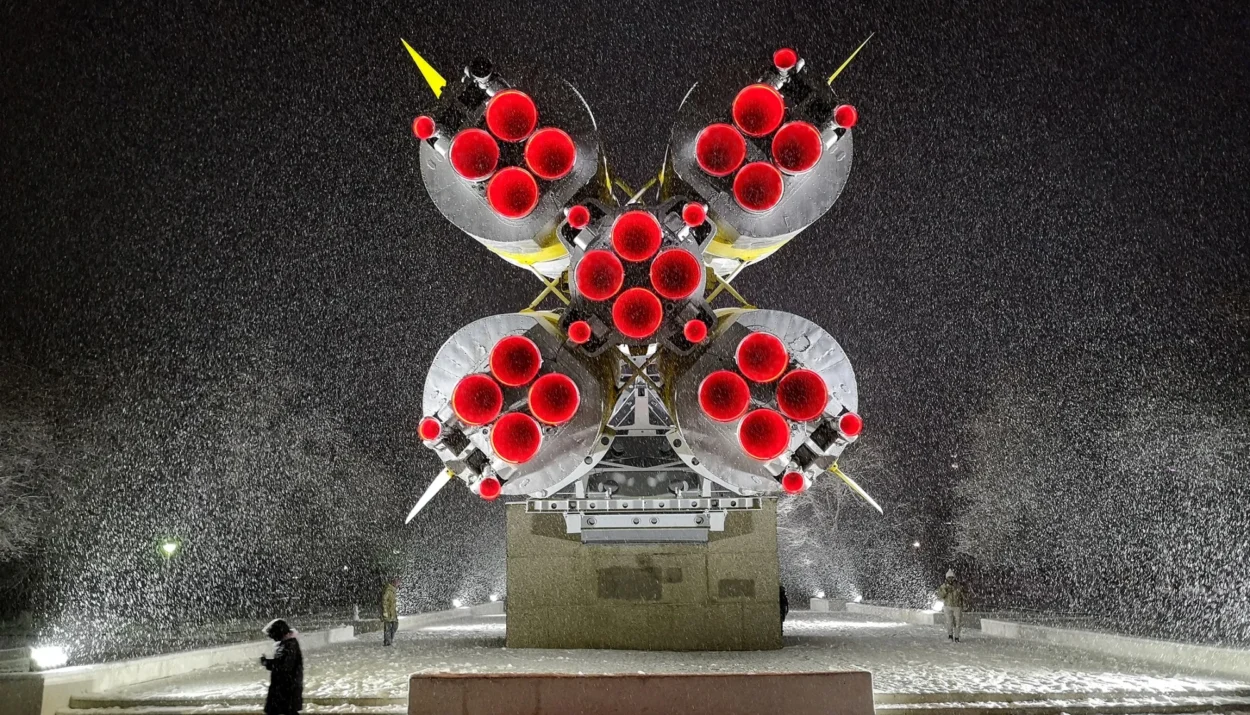 Russia's $60 Billion Space Plan Faces Tough Battle Against SpaceX and China