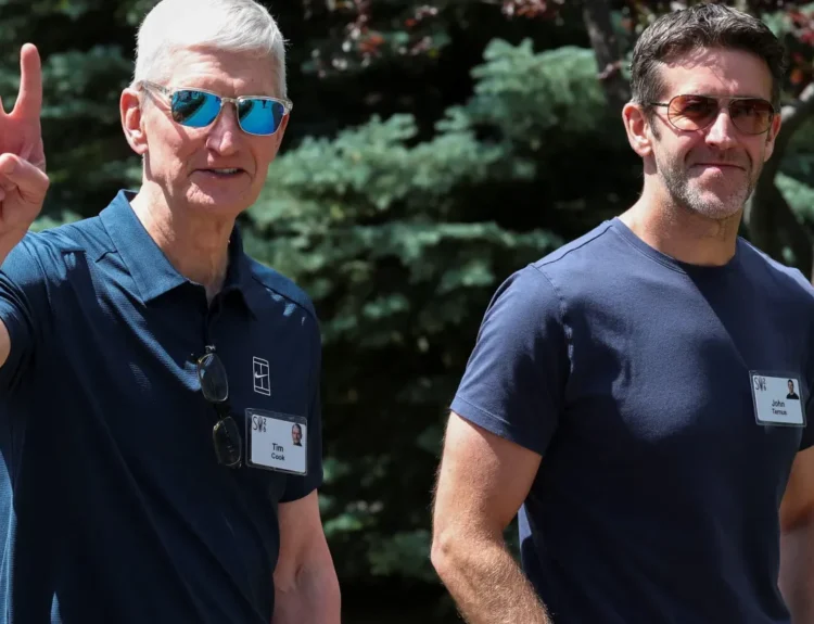 Apple Hits $5 Trillion Market Value for the First Time
