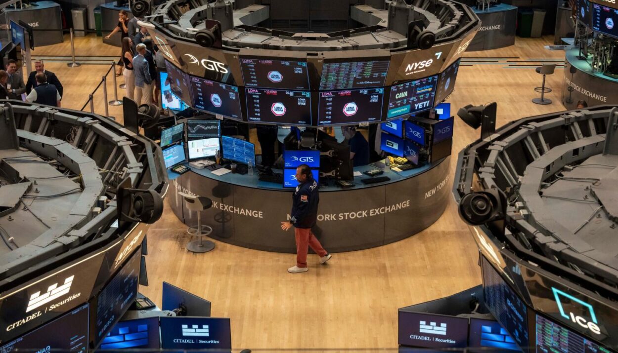 S&P 500 Hits Record High as Inflation Data Eases Fed Rate Hike Fears