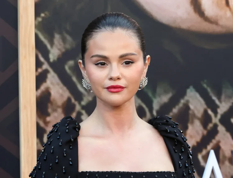 Selena Gomez Accused of Defrauding Investors in Mental Health Startup